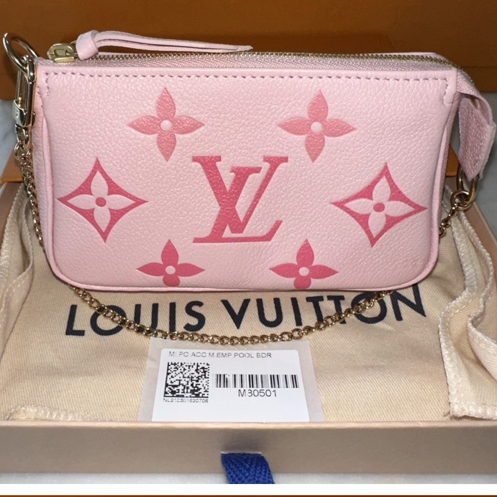 Louis Vuitton Mini Pochette Gradient Pink